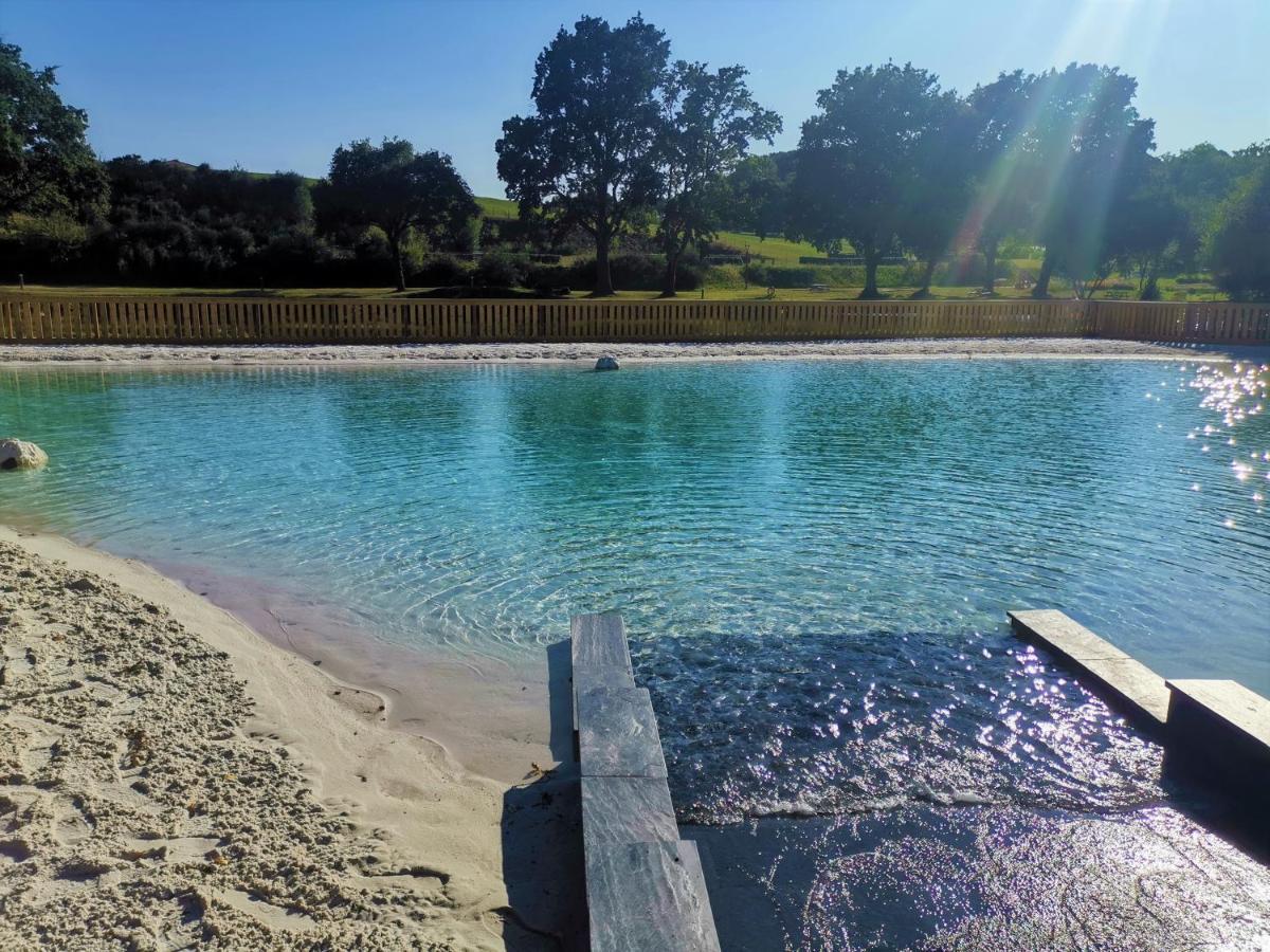 Domaine Melusine - A 2Km Du Puy Dufou France ! Hotel Les Epesses Luaran gambar