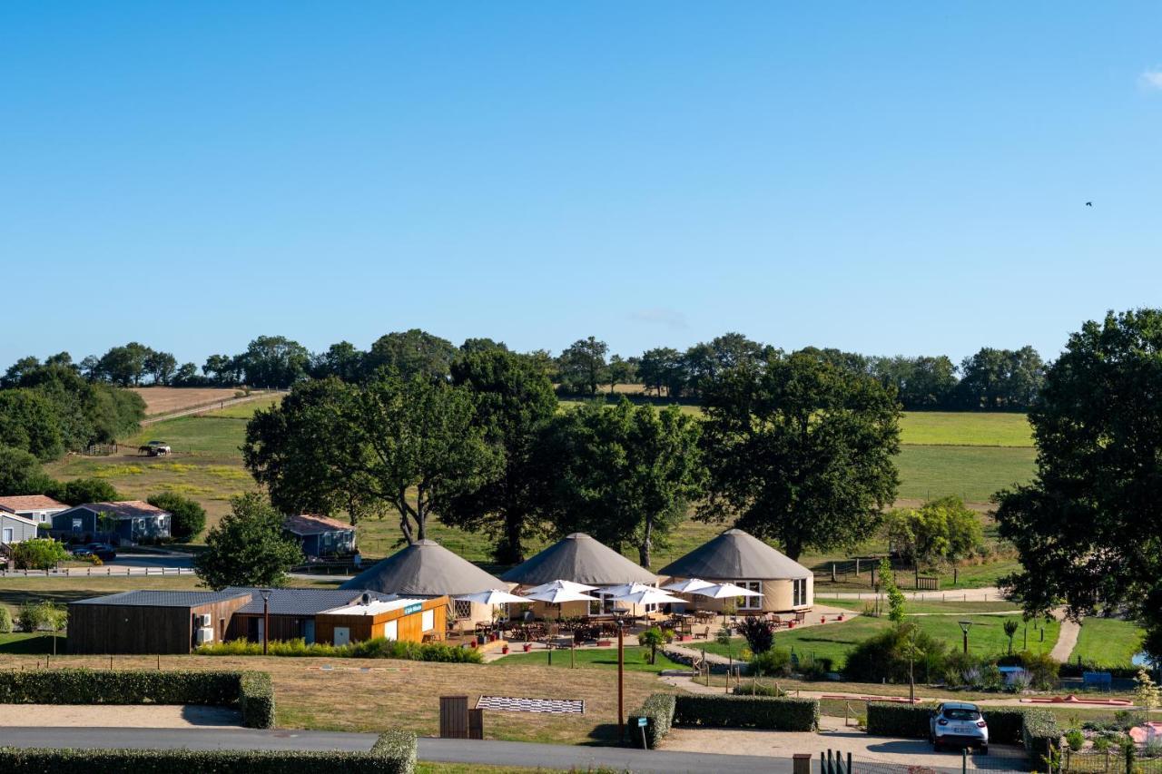 Domaine Melusine - A 2Km Du Puy Dufou France ! Hotel Les Epesses Luaran gambar