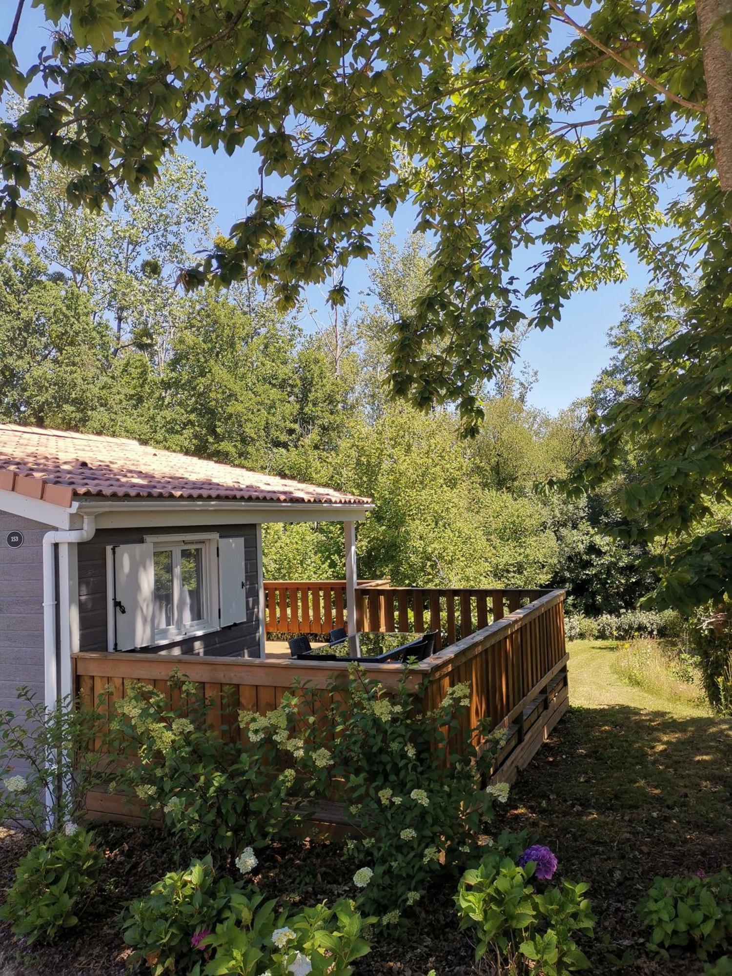 Domaine Melusine - A 2Km Du Puy Dufou France ! Hotel Les Epesses Luaran gambar